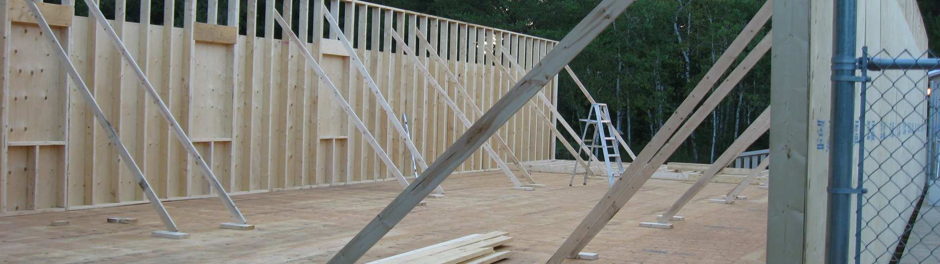 Clubhouse floor and walls are built ... 2013